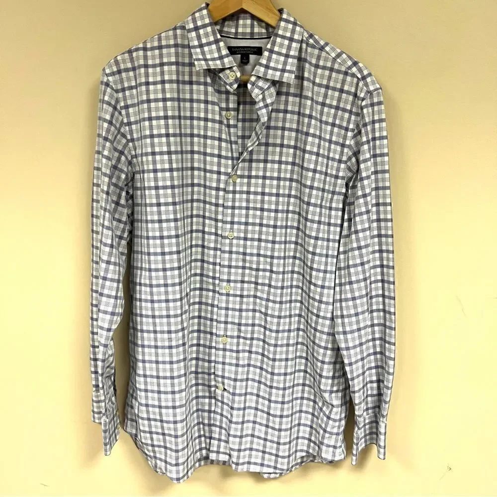 Banana Republic purple plaid non iron button down. Size L